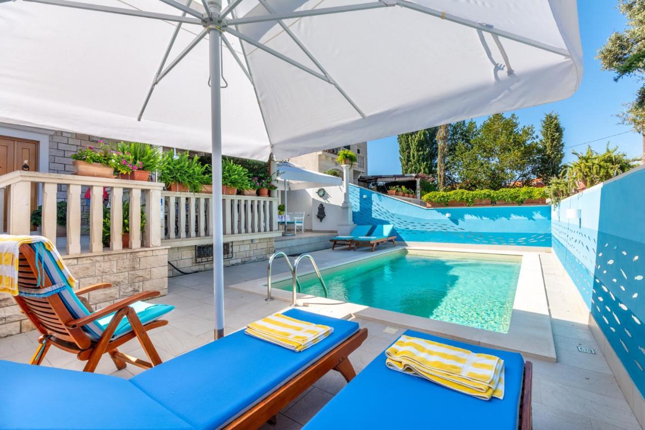 Apartments Villa Camellia - Adults Only Supetar Exteriér fotografie